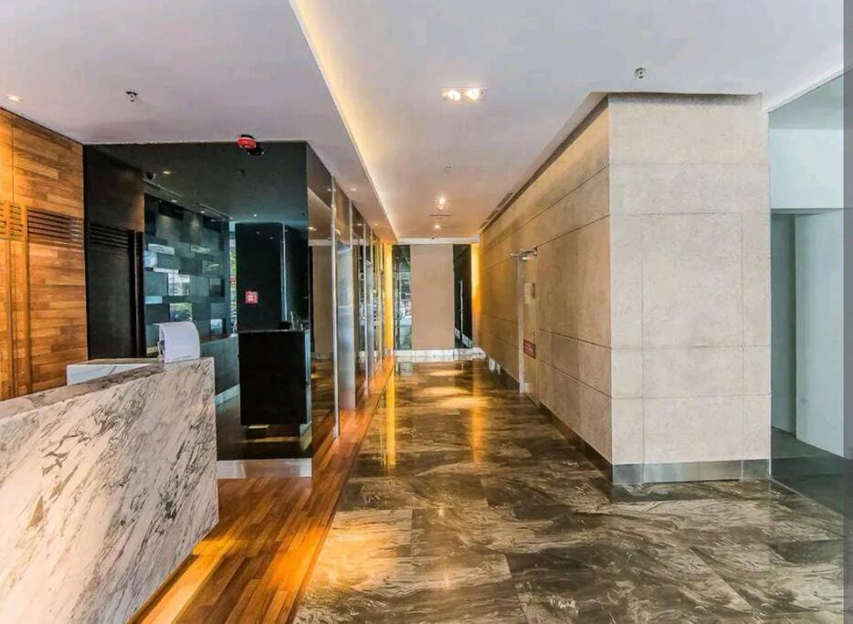 Beside Imago City Centre Soho Private Room By Wj Homestay Kota Kinabalu Exteriör bild