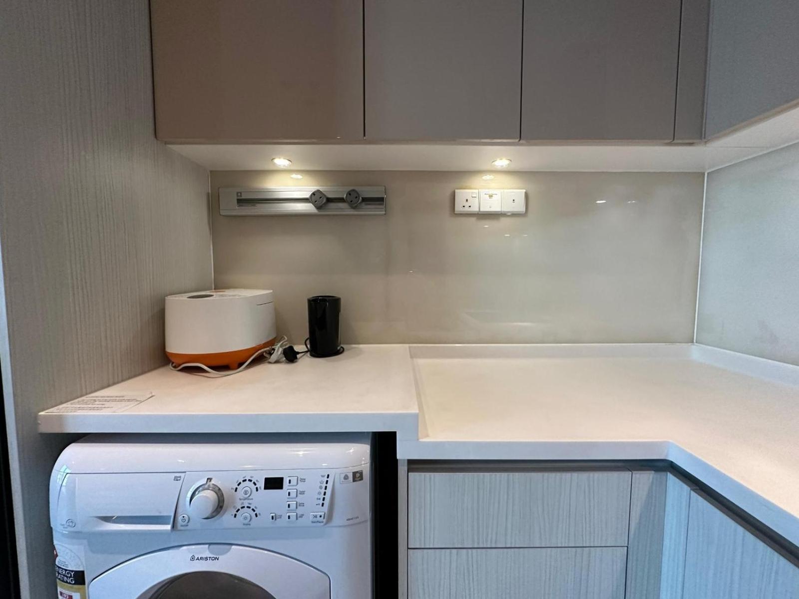 Beside Imago City Centre Soho Private Room By Wj Homestay Kota Kinabalu Exteriör bild